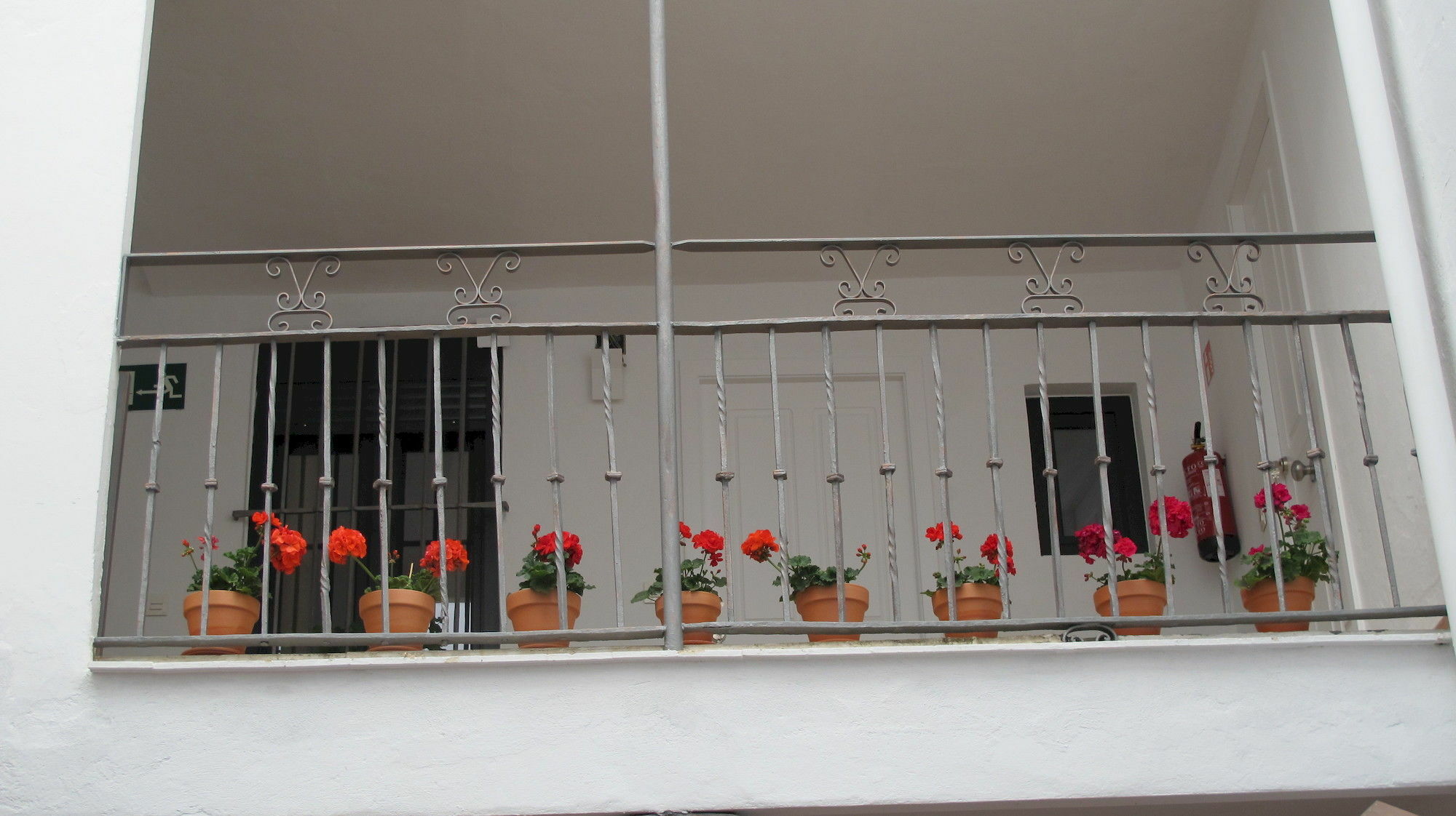 Selecta Apartments Los Venerables Sevilla Eksteriør bilde